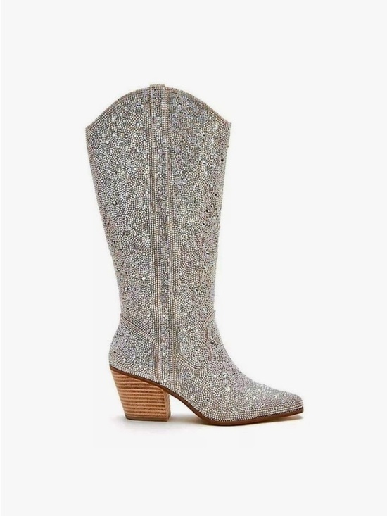 Matisse Shoes - Matisse Nashville Rhinestone Tall Boot
Worn one time 7.5